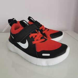 Nike shoes Toddler size 11 (Brandnew)